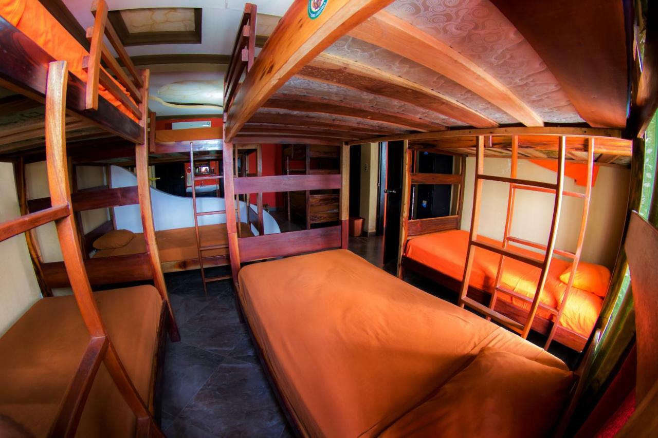 Hostal Casa De Grethel Флорес Екстер'єр фото